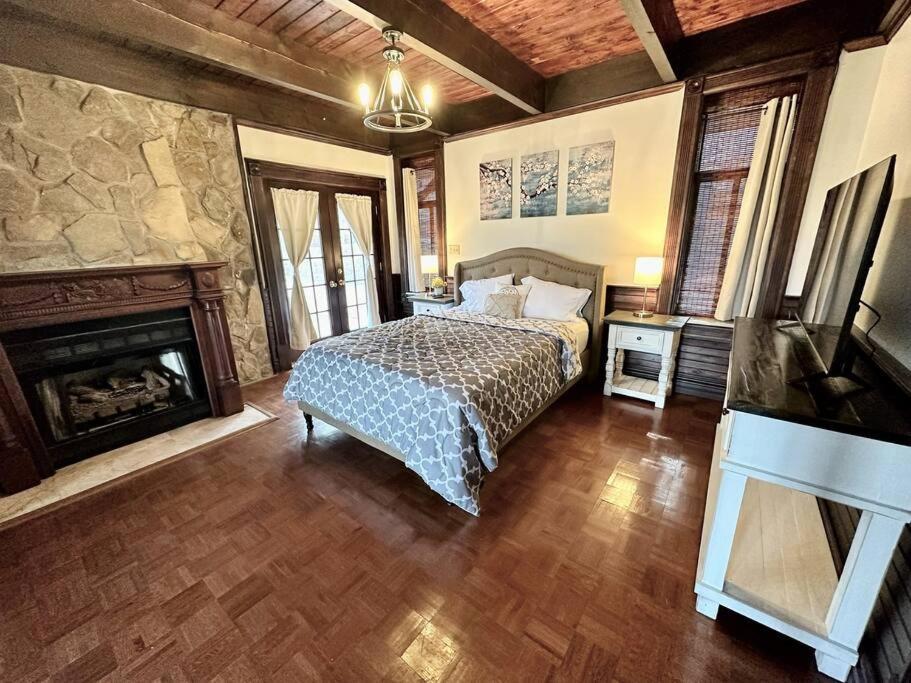 5 Bedroom Estate Near Casino And Downtown Bristol Exterior photo